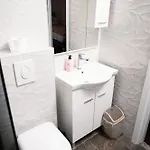 Palma - With Free Parking Apartment Mostar