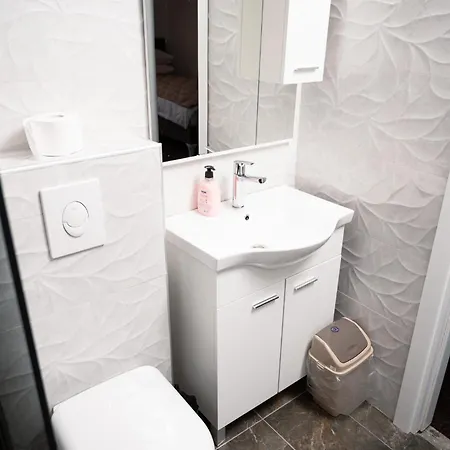 Palma - With Free Parking Appartement Mostar