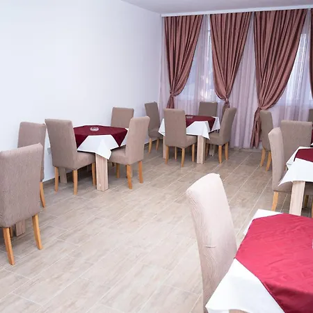 Palma - With Free Parking * モスタル